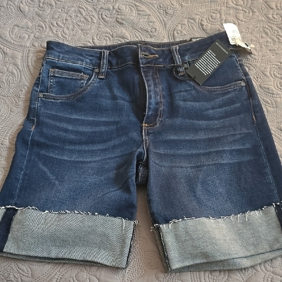 Kut from the Kloth Blue Jean Shorts with Cuffed Hem - Picture 2 of 2